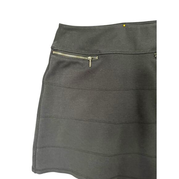 Athleta Black Zip Pocket Stretch Mini Skirt - Size Small - Picture 3 of 8